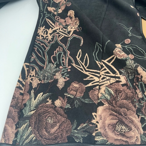 Radzoli XL Black Floral Asymmetrical Button Jacket – Boho Artwear Style - Picture 13 of 14